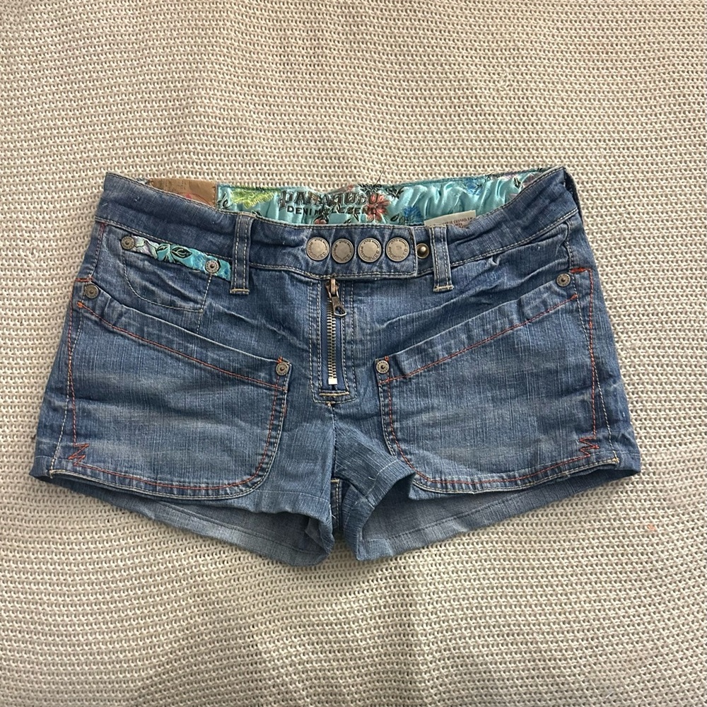 2000’s PARASUCCO LOWRISE SILK LINED SHORT SHORTS‼️